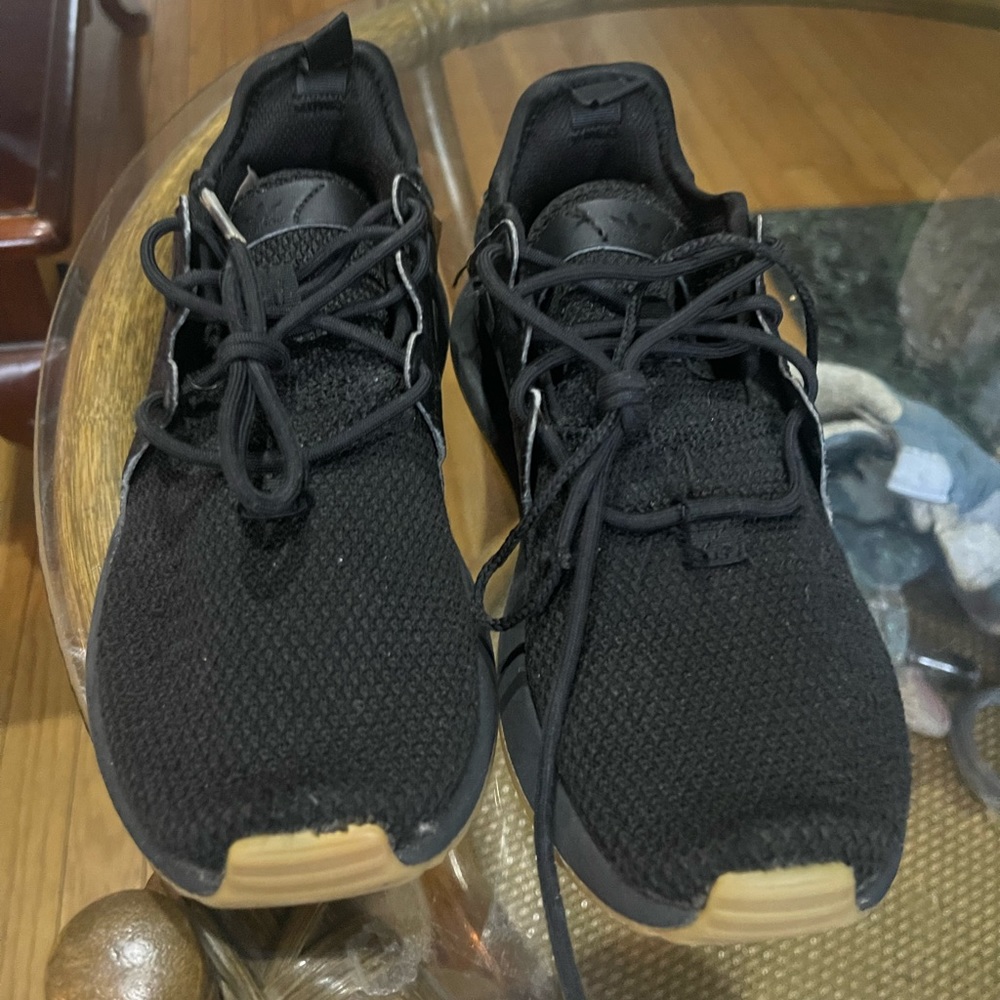 Hardly use Adidas shoe